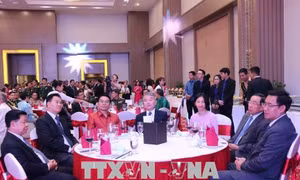 Tình đoàn kết đặc biệt Việt – Lào sẽ không bao giờ thay đổi
