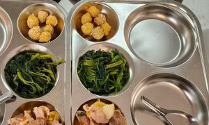 Hà Nội: Xử phạt cơ sở đưa thực phẩm không đảm bảo chất lượng vào trường học