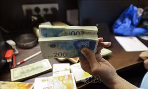 Fitch Ratings loại Israel khỏi diện theo dõi hạng tiêu cực