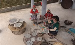 Làng nghề truyền thống với bài toán thiếu hụt lao động tay nghề cao