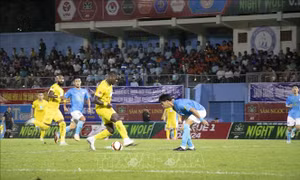 V.League 1-2023/24: Sông Lam Nghệ An giành chiến thắng thuyết phục 2 - 0 trước Bình Định