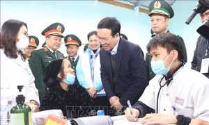 Thường trực Ban Bí thư Võ Văn Thưởng dự chương trình 'Xuân Biên phòng ấm lòng dân bản'