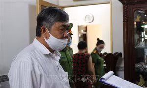 Khởi tố nguyên Phó Chủ tịch Thường trực UBND tỉnh Phú Yên Nguyễn Chí Hiến