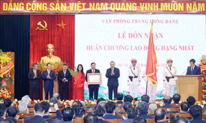 Tổng Bí thư nhấn mạnh 3 định hướng, 6 nhiệm vụ đối với Văn phòng Trung ương Đảng