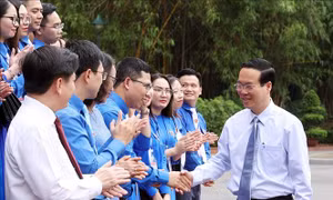 Chủ tịch nước gặp mặt thanh niên tiên tiến làm theo lời Bác 