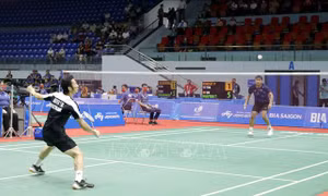 SEA Games 31: Nguyễn Tiến Minh vào bán kết môn Cầu lông
