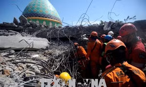 Hàng loạt trận động đất lớn 'tấn công' Indonesia, vì sao?