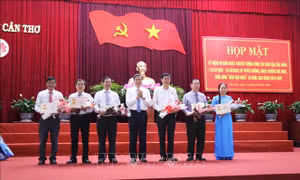 Cần Thơ tuyên dương các mô hình, điển hình 'Dân vận khéo'  