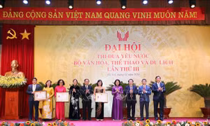 Nỗ lực xây dựng văn hóa, con người Việt Nam đáp ứng yêu cầu phát triển bền vững đất nước