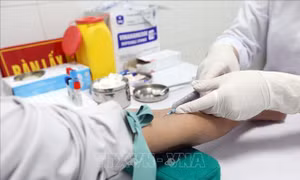 Sẵn sàng thử nghiệm giai đoạn 3 vaccine Nano Covax - Bài cuối: Đảm bảo an toàn sức khỏe tình nguyện viên 