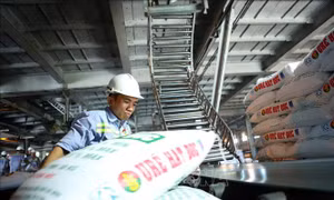 Hai tháng đầu năm, PVCFC vượt gần 15% công suất sản xuất phân đạm ure