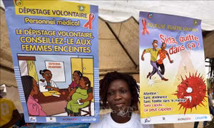 'Hãy biết tình trạng nhiễm của mình' - chìa khóa để xóa bỏ dịch HIV/AIDS