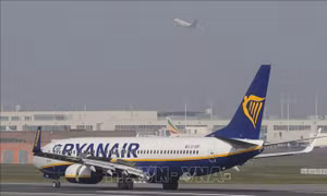 Mỹ tiếp quản điều tra sự cố của Boeing 737 khiến hành khách bị hút ra ngoài cửa sổ