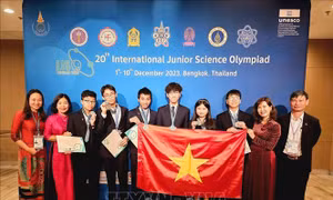 Cả 6 học sinh Hà Nội giành huy chương Olympic khoa học trẻ quốc tế