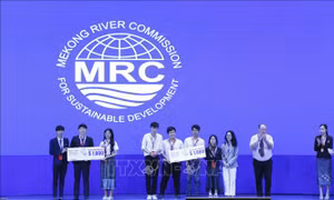 Sinh viên Việt Nam đạt giải cao cuộc thi tìm kiếm công nghệ quan trắc hiện đại cho sông Mekong