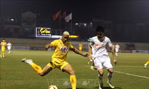 V.League 1-2023: Cuộc so tài tranh ngôi đầu bảng