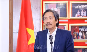 Chủ tịch Hiệp hội Khoa học hành chính Việt Nam: Dễ bị mất người giỏi nếu để công chức tự viết đơn xin thôi việc 