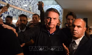 Tòa án Tối cao Brazil ra lệnh cho cựu Tổng thống Jair Bolsonaro chấp hành án