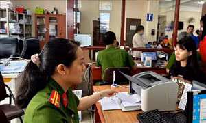 Quản lý cư trú tại TP Hồ Chí Minh: Bài 1- Hướng tới thực hiện tốt chính sách dân sinh