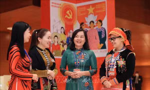 Thúc đẩy trao quyền cho phụ nữ tham gia các hoạt động chính trị - xã hội