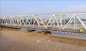 Lũ trên sông Cầu, sông Thương tiếp tục xuống nhưng vẫn trên báo động 3