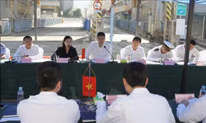 Tạo điều kiện thuận lợi cho xuất nhập khẩu hàng hóa qua cửa khẩu