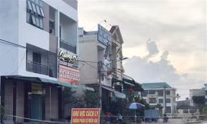 Tạm đình chỉ công tác Phó Cục trưởng Cục Thuế Bình Định vì đi đánh golf trong thời gian phòng dịch