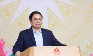 Thủ tướng: Nắm bắt công nghệ mới, đưa ra giải pháp phù hợp với điều kiện Việt Nam