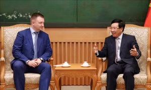 Phó Thủ tướng Phạm Bình Minh tiếp Chủ tịch Cơ quan Liên bang Nga về công tác thanh niên