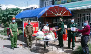 Hỗ trợ lực lượng tuyến đầu và người dân vùng biển bị ảnh hưởng bởi dịch COVID-19