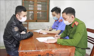 Ninh Bình: Khởi tố đối tượng chống người thi hành công vụ tại chốt kiểm dịch
