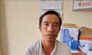 Đồng Tháp: Thanh niên có tiền án tấn công cảnh sát giao thông