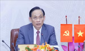 Phát huy vai trò định hướng của đối ngoại Đảng đối với quan hệ song phương Việt Nam - Trung Quốc