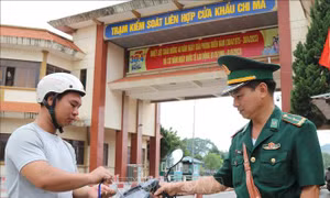 Ứng dụng hiệu quả mã QR quản lý người ra vào khu vực cửa khẩu
