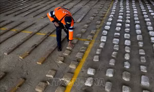 Hải quân Colombia thu giữ 27 tấn cocaine
