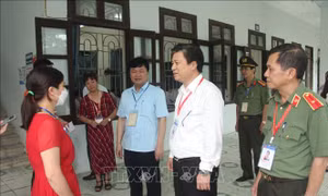 Thứ trưởng Nguyễn Hữu Độ: Tuyệt đối không chủ quan, lơ là trong ngày thi cuối