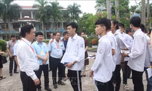 Kiểm tra công tác coi thi tốt nghiệp THPT tại Thái Nguyên