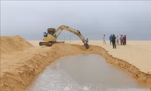 Phú Yên: Khẩn trương khơi thông cửa biển An Hải cứu vùng nuôi thủy sản