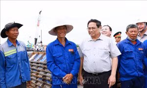 Thủ tướng: Phấn đấu hoàn thành 600km cao tốc tại Đồng bằng sông Cửu Long