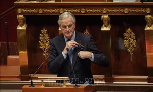 Thủ tướng Michel Barnier đệ đơn từ chức lên Tổng thống Pháp