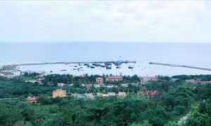 Trong tháng 7/2020, tàu Hoa Phượng đỏ sẽ chở khách, hàng hóa ra đảo Bạch Long Vỹ 