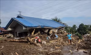 Philippines sơ tán hàng nghìn người để đề phòng bão Toraji