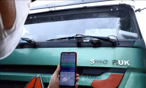 Hà Nội xử lý nghiêm phương tiện vi phạm quy định về 'luồng xanh'