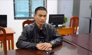 Khởi tố, bắt tạm giam lái tàu chở đá trong vụ lật thuyền ở hồ Thác Bà