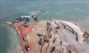 'Giải cơn khát' vật liệu san nền cao tốc từ cát biển