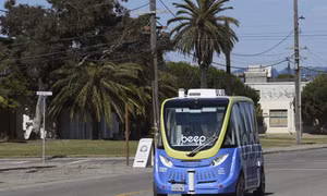 Thành phố San Francisco ra mắt dịch vụ xe buýt không người lái miễn phí