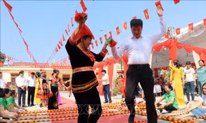 Phát huy quyền làm chủ, sự gắn bó, chia sẻ của người dân trong cộng đồng