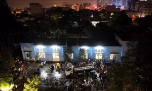 Sẽ tiếp tục lấy mẫu kiểm tra chất lượng nước sau khi Viwasupco cấp nước trở lại
