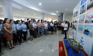 Triển lãm 'Biển, đảo và Người chiến sĩ Hải quân'