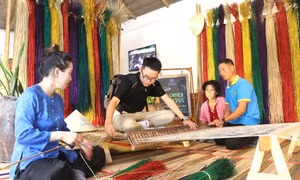 Giữ 'hồn nghề' để phát triển bền vững
